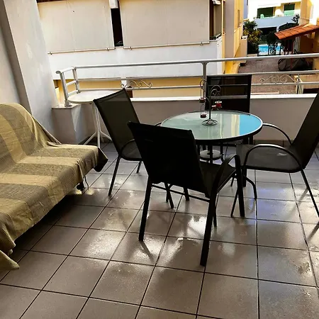 Small Cozy Is Seasuras Xylokastro