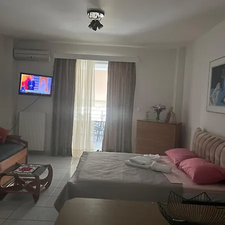 شقة Small Cozy In Ksilokastro غزيلوكاسترون